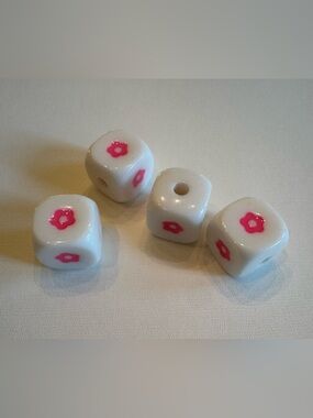 CJ Hendry Bead Bundle: flower dice